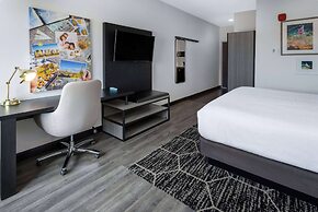 La Quinta Inn & Suites by Wyndham Maricopa - Copper Sky