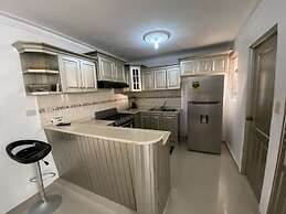 Inviting 3-bedroom Apt in Santo Domingo!