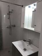 Room-banos Apartment 2 bed Rooms and Swi