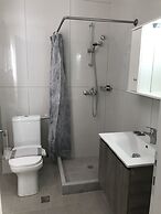 Room-banos Apartment 2 bed Rooms and Swi