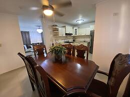 Inviting 3-bedroom Stay in Santo Domingo!