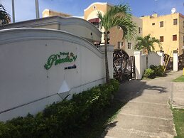 Charming 3-bedroom Retreat in Santo Domingo