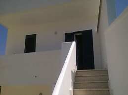 Charming Apartment In Central Location With Air Conditioning, Pets