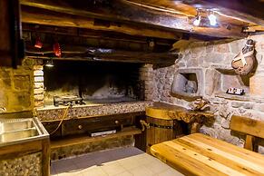 Stonehouse Marina - Estate With A Two Private Pools