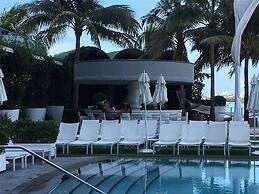 High Floor Studio 1100 Condo Hotel