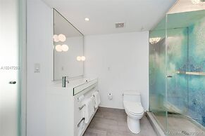 High Floor Studio 1100 Condo Hotel