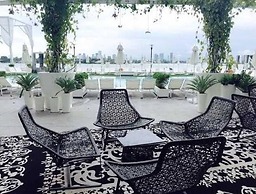 High Floor Studio 1100 Condo Hotel