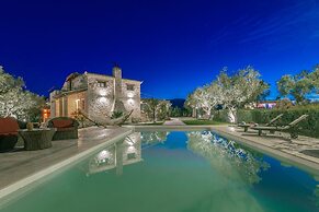 Villa Zeza - The Ultimate Family Villa