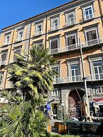 Cache-nez, Piazza Dante Napoli