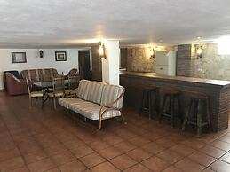 Villa Minerva With Views of the Serrania de Ronda