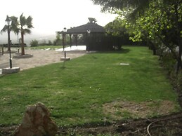 Villa Minerva With Views of the Serrania de Ronda