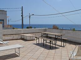 Lovely Holiday Apartment Quadrilocale Con Vista Mare Pt51 With Terrace
