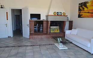 Lovely Holiday Apartment Quadrilocale Con Vista Mare Pt51 With Terrace