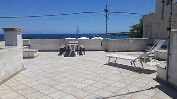 Lovely Holiday Apartment Quadrilocale Con Vista Mare Pt51 With Terrace