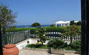 Lovely Holiday Apartment Quadrilocale Con Vista Mare Pt51 With Terrace