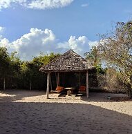 Room-mida Creek Eco Camp - Lodge