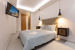 Correeira Luxury Residence T2 E - Albufeira, Pools, Wifi, Bbq, Beach
