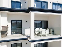 Correeira Luxury Residence T2 E - Albufeira, Pools, Wifi, Bbq, Beach