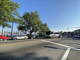 Room-7 Private Room With Jacuzzi, Massag