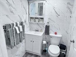 Room-private 2 Bedrooms, new Shower Bath