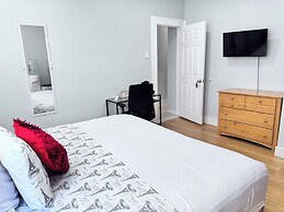 Room-private 2 Bedrooms, new Shower Bath