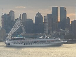 Room-7 Private Room With Jacuzzi, Massag