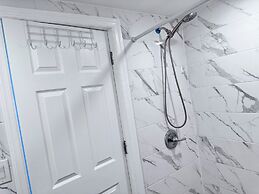 Room-private 2 Bedrooms, new Shower Bath