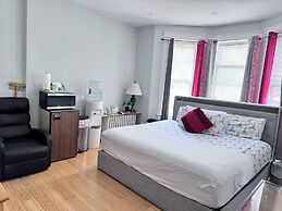 Room-private 2 Bedrooms, new Shower Bath
