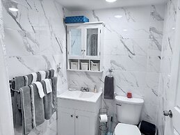 Room-private 2 Bedrooms, new Shower Bath