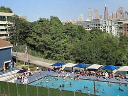 Room-7 Private Room With Jacuzzi, Massag