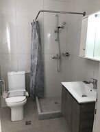 Room-banos Apartment With 2 Rooms and sw