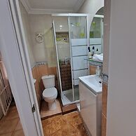 Independent Six Room House Casa 6 Habitaciones