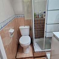 Independent Six Room House Casa 6 Habitaciones