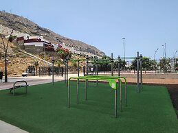 Spacious Apartment With Jacuzzi and Pool Access