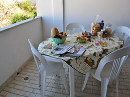 Holiday Home With Balcony and air Conditioning in Torre Dell'o