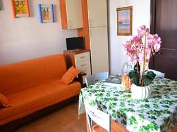 Holiday Home With Balcony and air Conditioning in Torre Dell'o