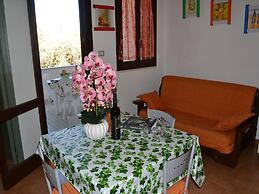 Holiday Home With Balcony and air Conditioning in Torre Dell'o