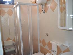 Holiday Home With Balcony and air Conditioning in Torre Dell'o