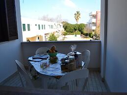 Holiday Home With Balcony and air Conditioning in Torre Dell'o