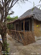 Room in B&B - Mida Creek Eco Camp 1