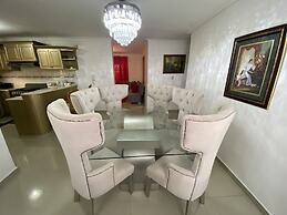 Spacious 3-bedroom Apartment in Santo Domingo!