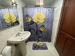 Spacious 3-bedroom Apartment in Santo Domingo!