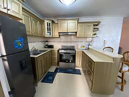 Spacious 3-bedroom Apartment in Santo Domingo!