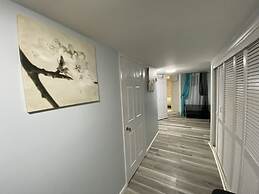 Nice 2bedroom Apt With Patio Included to