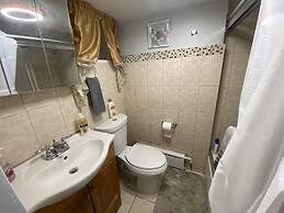 Nice 2bedroom Apt With Patio Included to