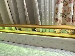 Nice 2bedroom Apt With Patio Included to