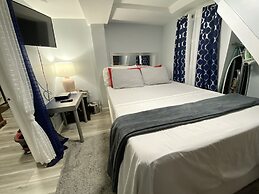 Nice 2bedroom Apt With Patio Included to