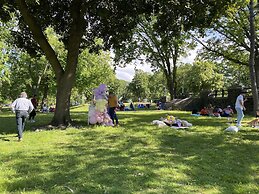 2cozy Apt W/ Fast Transportation To New York City