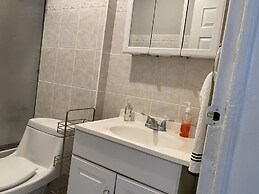 2cozy Apt W/ Fast Transportation To New York City