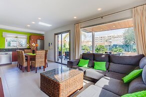 Villa With Pool in Alcudia